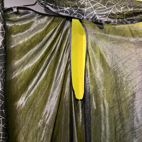 Halloween Spiderweb Fringe Vest  Shawl Festive Costume Black Silver - Picture 4 of 7